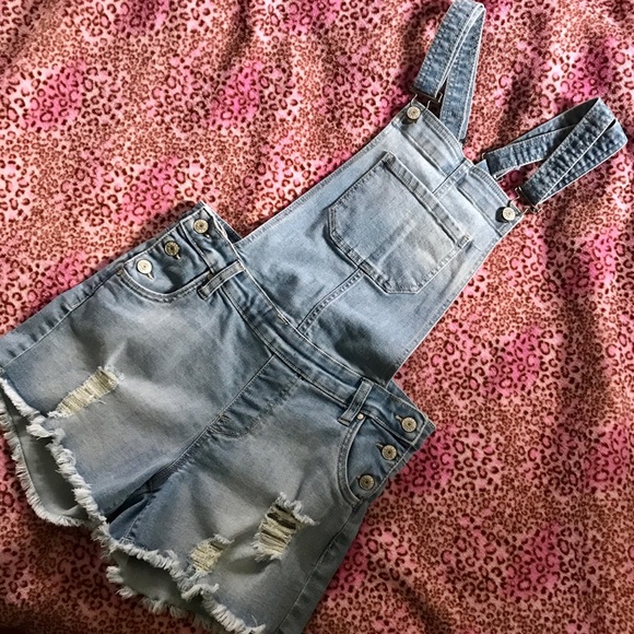 Celebrity Pink Pants - Jean Overall shorts